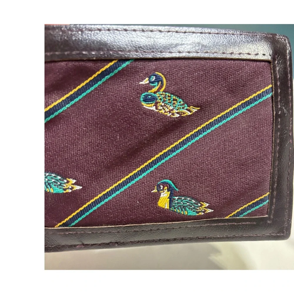 Vintage Mallard Duck Embroidered Leather Bifold Wallet Burgundy Prep Sporting